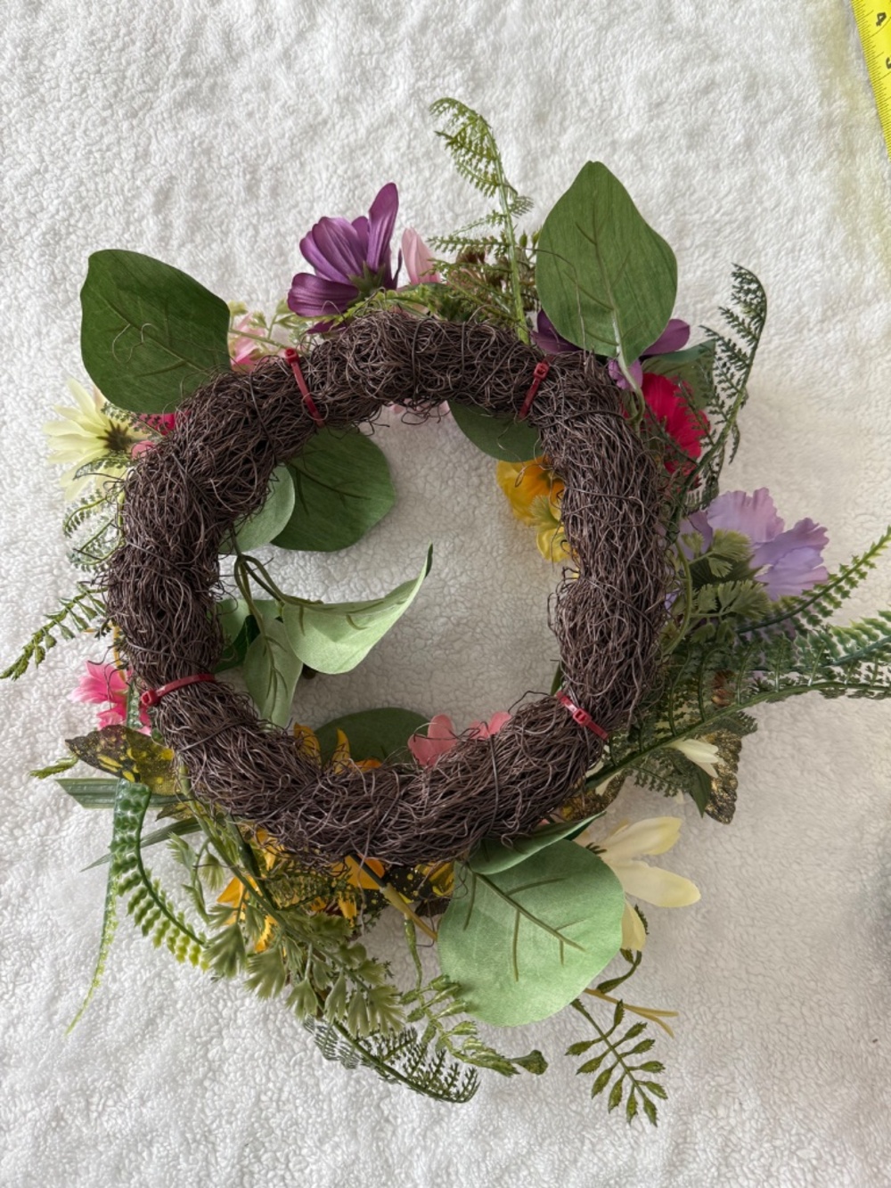 Small Spring Wreath - Picture 6 of 6